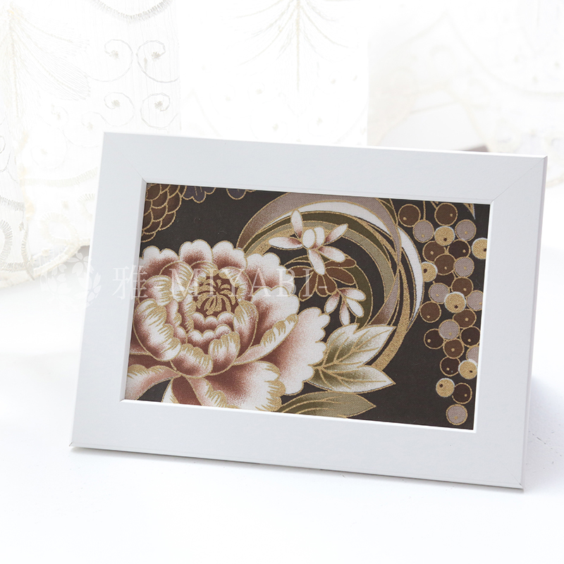 Photo frame C / BOTAN
